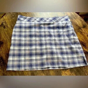IZOD GOLF | ladies performance golf skort. Size: 10